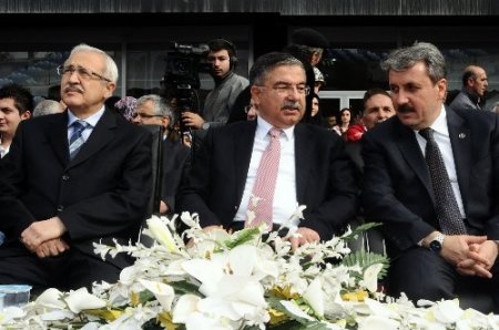 Bakan İsmet Yılmaz kültür merkezi temeli attı