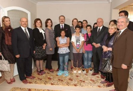 Bakan Kavaf: Çocukları Evlerde Barındırma Uygulaması İle Sosyal İlişki Girişimlerini Güçlendiriyoruz