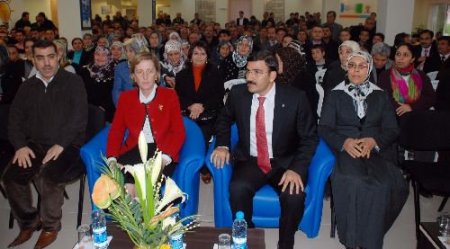 Bakan Kavaf: Çocukların Kontrolsüz Kalması Gelecek Adına Tehlike Oluşturur