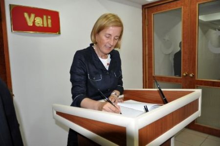 Bakan Kavaf Kars'ta