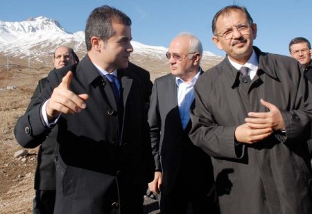 Bakan Kılıç: BDP’lilerin teröristlerle kucaklaşması, toplumu incitmiştir