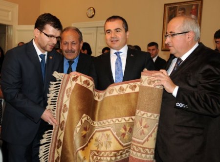 Bakan Kılıç: Hiç kimse tribünlere siyaset sokmaya kalmasın