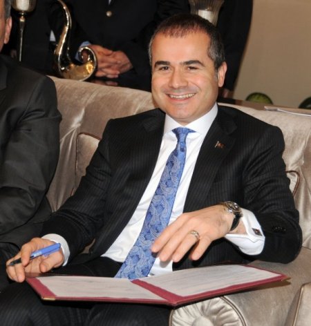 Bakan Kılıç: Hiç kimse tribünlere siyaset sokmaya kalmasın