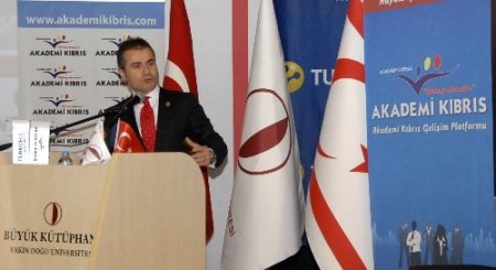 Bakan Kılıç: 'Türkiye Cumhuriyeti' ibaresiyle ilgili sorunumuz yok