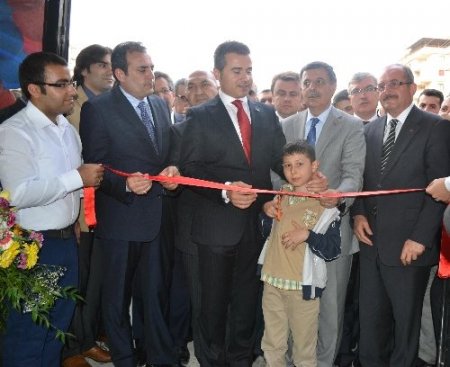 Bakan Kılıç'tan öğrencilere destek sözü