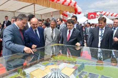 Bakan Müezzinoğlu, Malatya Nikah Sarayı’nın temelini attı