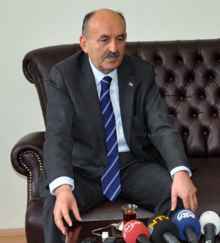 Bakan Müezzinoğlu: Türkiye'de kanser ilacını üretmeyi başaracağız