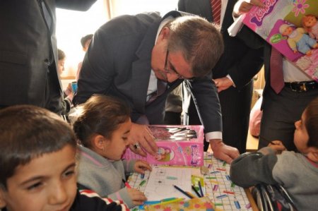 Bakan Şahin, 25 yıl sonra Elmalılı vatandaşlarla hasret giderdi