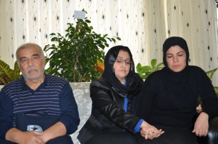 Bakan Şahin, bayramın ilk günü Suriyeliler ve şehit aileleriyle bir araya geldi