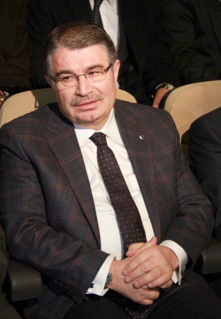 Bakan Şahin: Altyapı eksikliği kazalarda ölümlere sebep oluyor