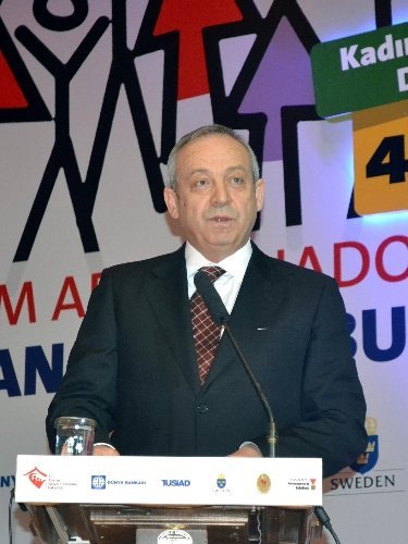 Bakan Şahin: Bu toprakların mayası kadınıyla-erkeğiyle birlikte atıldı