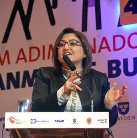 Bakan Şahin: Bu toprakların mayası kadınıyla-erkeğiyle birlikte atıldı