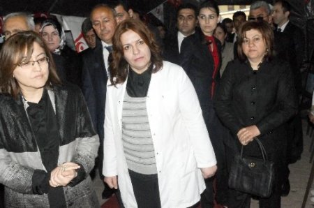 Bakan Şahin: Çatışmanın kazananı olmaz, millet çatışma istemiyor