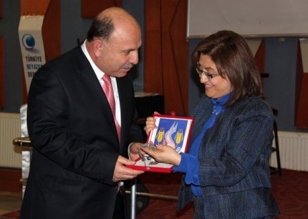 Bakan Şahin: Engellilerin rapor sisteminin yeniden yapılanması gerekiyor