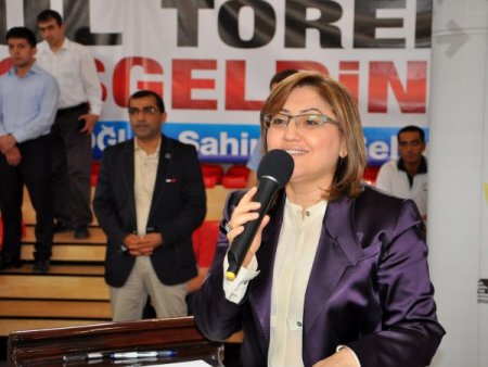 Bakan Şahin: Geleceğin Türkiyesi Sağlam Temellerle İlerliyor