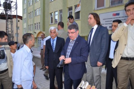 Bakan Şahin Hakkari'de