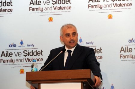 Bakan Şahin: Kadına şiddet problemi nasırlaşmış kalplerle çözülmez