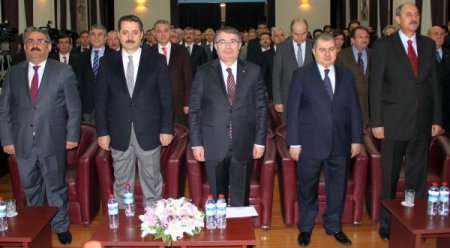 Bakan Şahin: Kolluk kuvvetlerinin orantılı güç kullanması eğitimden geçiyor