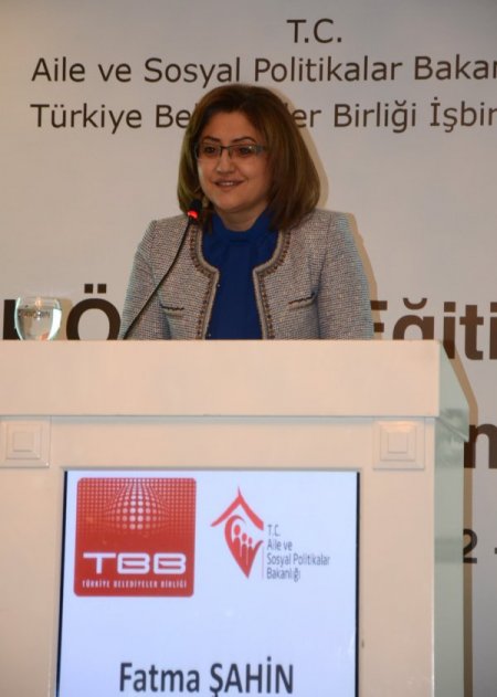 Bakan Şahin: Ombudsman desteği alan aileler boşanmaktan vazgeçiyor