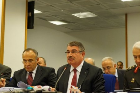 Bakan Şahin: Terör, siyasete alet edilmeden milli bir mesele olarak ele alınmalı