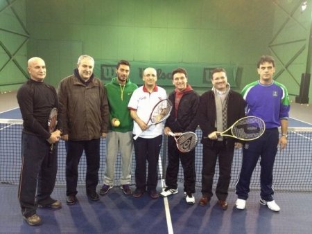 Bakan Şimşek, Twitter’da söz verdi sabah namazında tenis oynadı