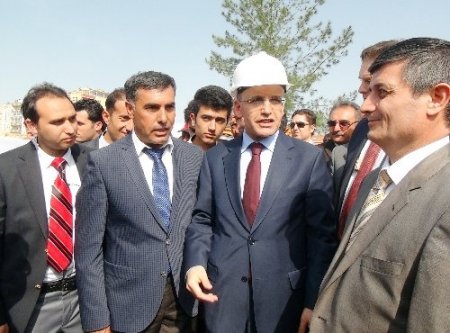 Bakan Şimşek: Bölgenin de Ortadoğu’nun da barışa huzura ihtiyacı var