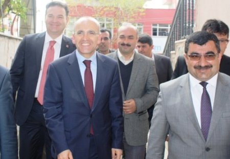 Bakan Şimşek Ensar Vakfı Batman şubesini ziyaret etti