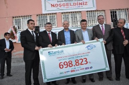 Bakan Şimşek’ten Batmanlı öğrencilere hediye