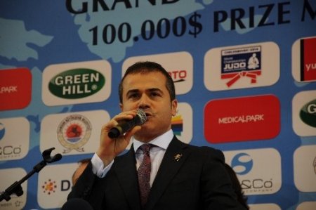 Bakan Suat Kılıç: Medeniyetler arasında köprüler kurmak istiyoruz