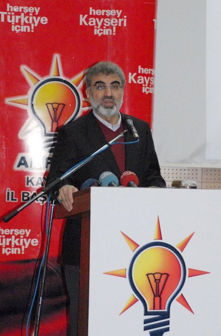 Bakan Taner Yıldız: Silah varsa, aynı şekilde karşılıkta vereceğiz