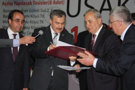 Bakan Veysel Eroğlu, Uşak’tan ayrıldı