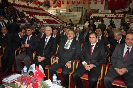 Bakan Veysel Eroğlu, Uşak’tan ayrıldı