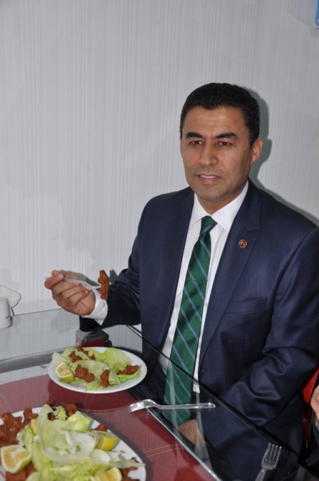 Bakan Yardımcısı Sever: Türkiye dünyanın şapka çıkardığı bir ülke oldu