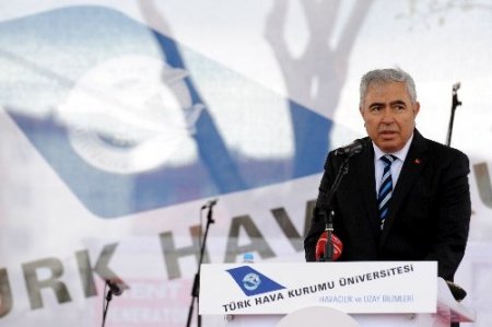 Bakan Yazıcı, kaçak sigaraları imha etti