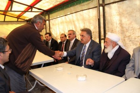 Bakan Yazıcı, Van'dan Ayrıldı