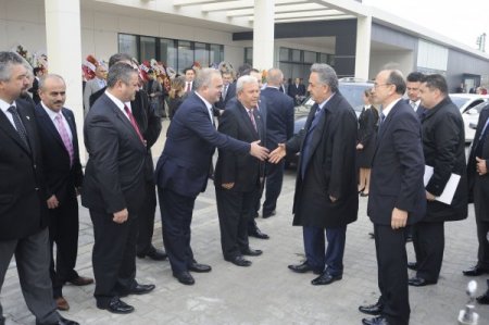 Bakan Yazıcı: 1 Aralık’ta Avrupa TIR Sözleşmesi uygulamasına geçiyoruz