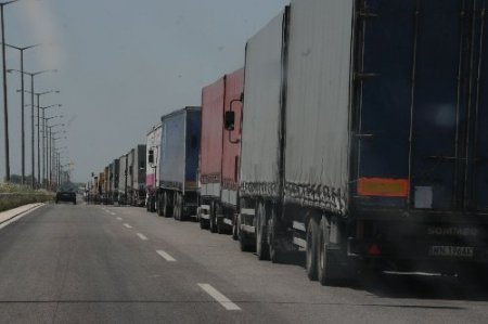 Bakan Yazıcı: Bulgaristan'daki eylem ticaretimizi tıkadı