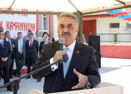 Bakan Yazıcı: Bütün Öğrenciler 4 Yıl İçinde Okula Bilgisayarla Gidip Gelecek