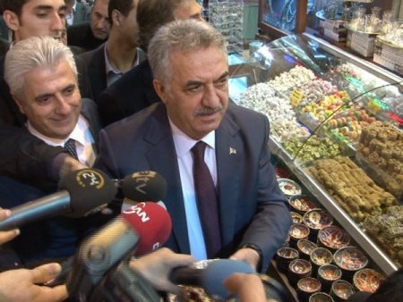 Bakan Yazıcı: Doğubank'ta bin 100 adet kaçak telefon belirlendi