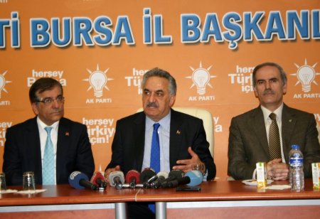 Bakan Yazıcı: Halk dalkavukluğu yapmadık