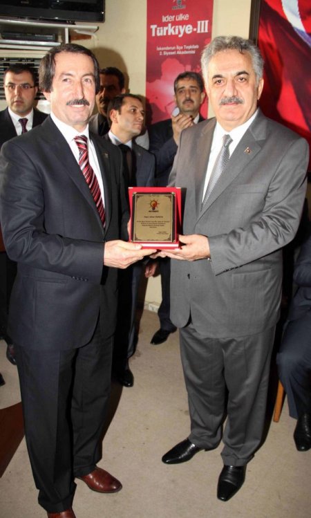 Bakan Yazıcı: İstikrarın sebebi milletimize verdiğimiz değer