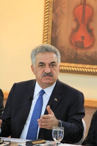 Bakan Yazıcı : Önümüze çakal çıkabilir, geri dönmeyelim