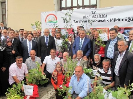 Bakan Yazıcı Rize’de