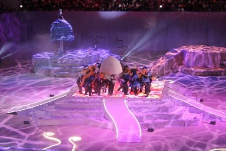 Bakan Yıldırım, 23 Nisan gala şenliğine katıldı