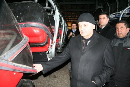 Bakan Yıldırım, gondol ve telesiyej sistemlerini test etti