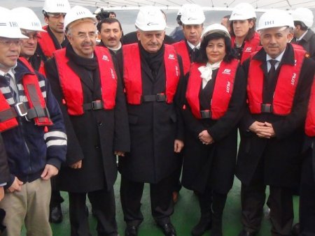 Bakan Yıldırım: Bizi yol yapmak değil gönül yapmak yoruyor