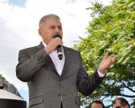 Bakan Yıldırım: Dostumuzu da gördük düşmanımızı da