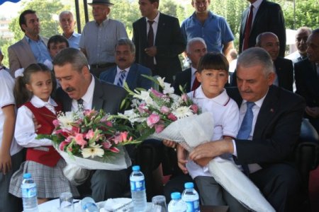 Bakan Yıldırım: Gittikleri yol, çıkmaz bir sokaktır