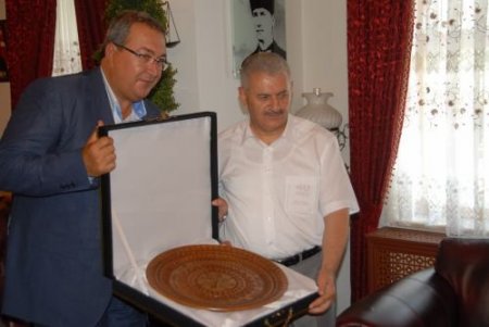 Bakan Yıldırım: Hayırcılar, Ülkeyi 30-50 Yıl Geriye Götürüyor