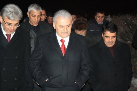Bakan Yıldırım Kars'a geldi